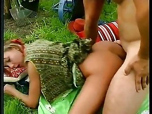 Housewife Laura Davis takes BBC up her ass